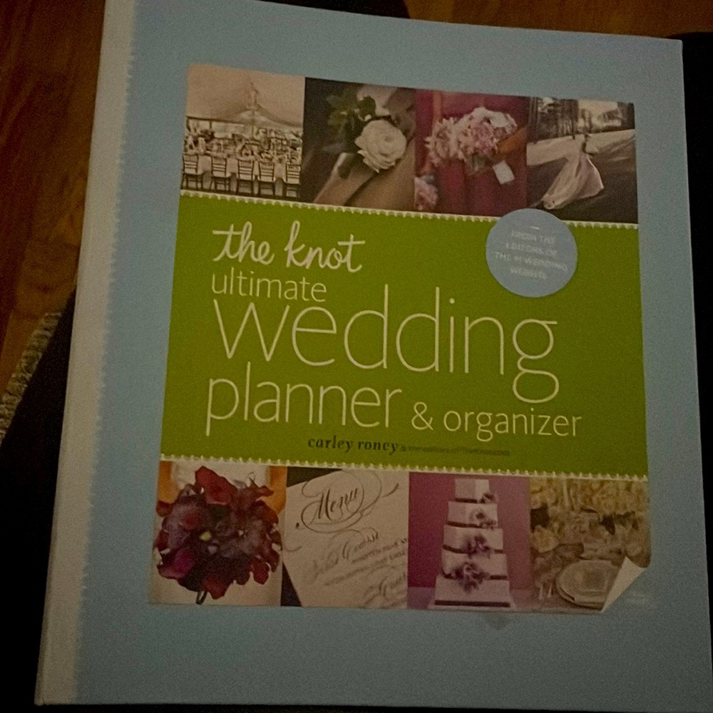 The Knot ultimate wedding planner & organizer